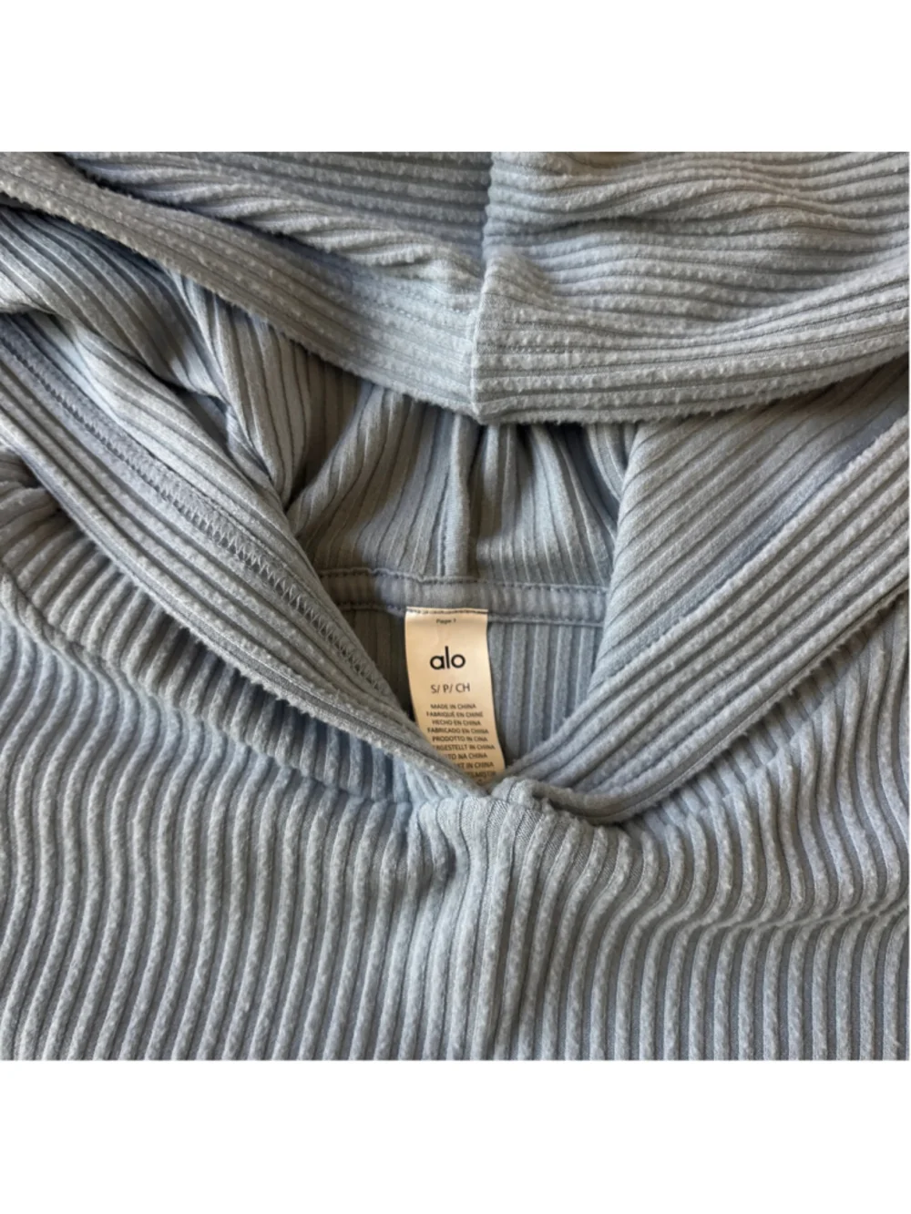 Women's Alo Yoga muse hoodie Size S